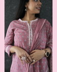 Printed regular pure cotton kurta with trousers & dupatta by Vastra by Monty