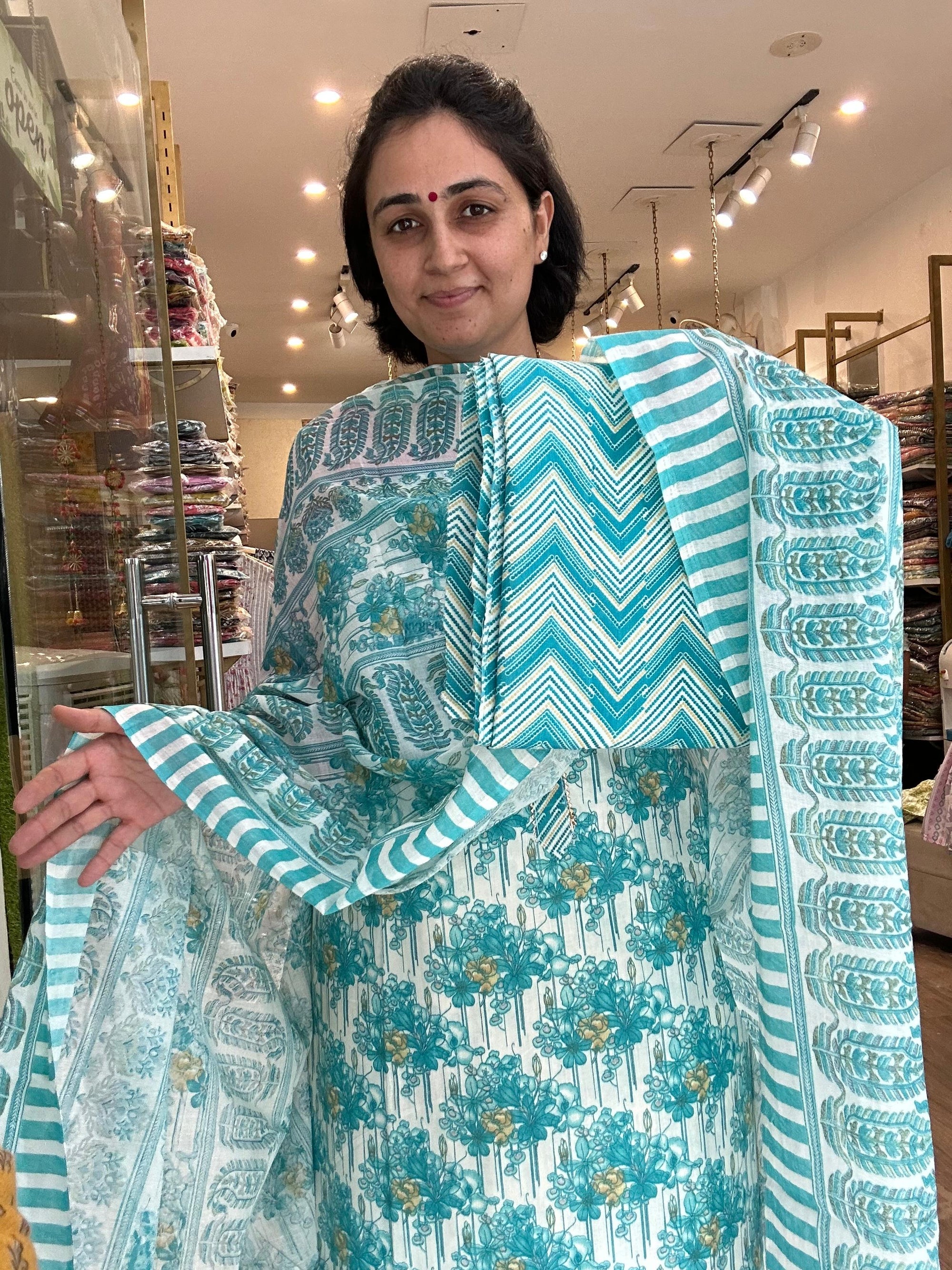 Green and White Floral Print Cotton Kurta Set