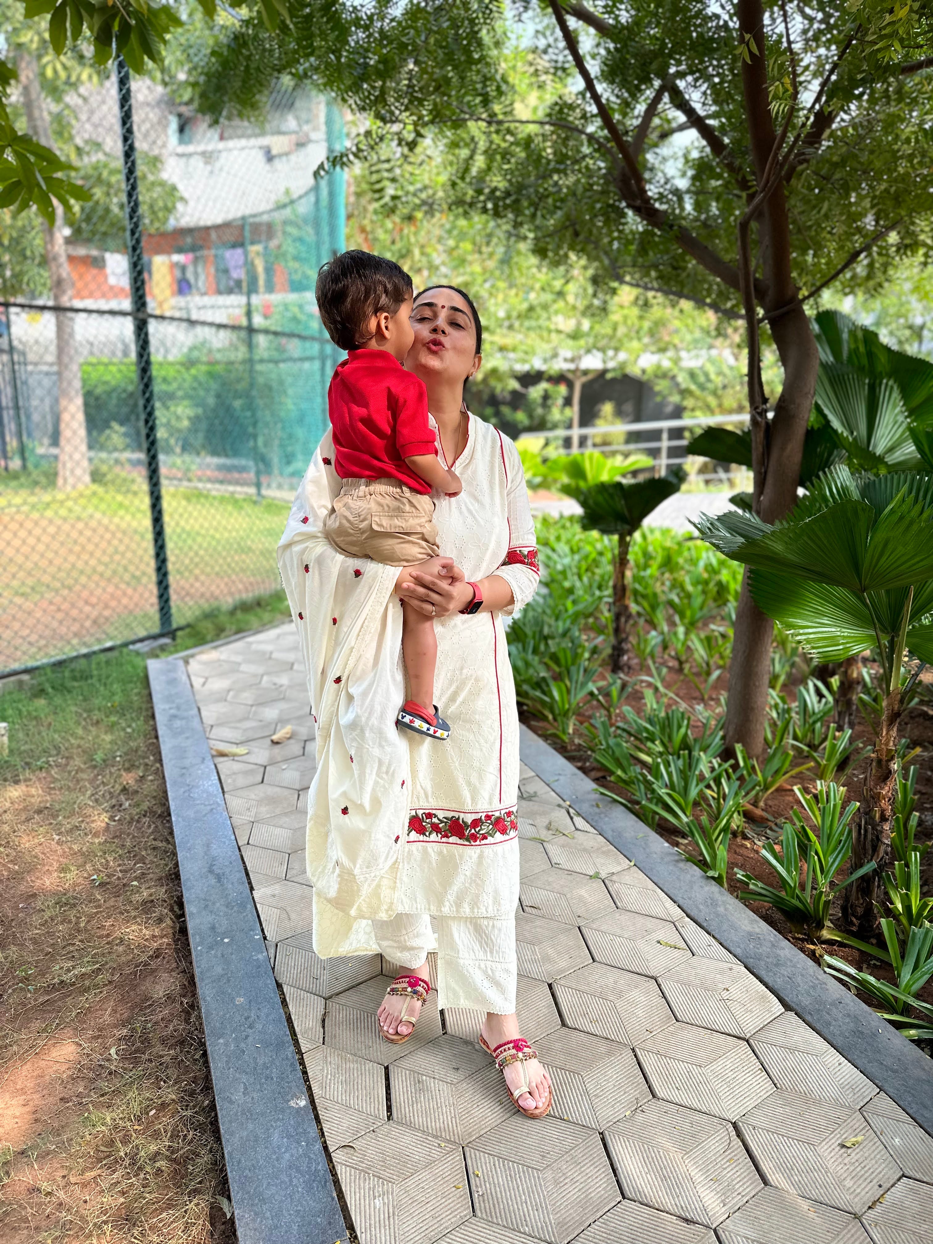 Ethereal Daisies - White, Grey, and Yellow Chikankari Dupatta Set by Vastra by Monty