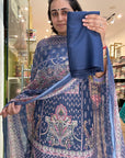 Elegant Paisley Print Kurta Set