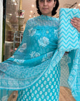 Elegant Floral Printed Kurta Set