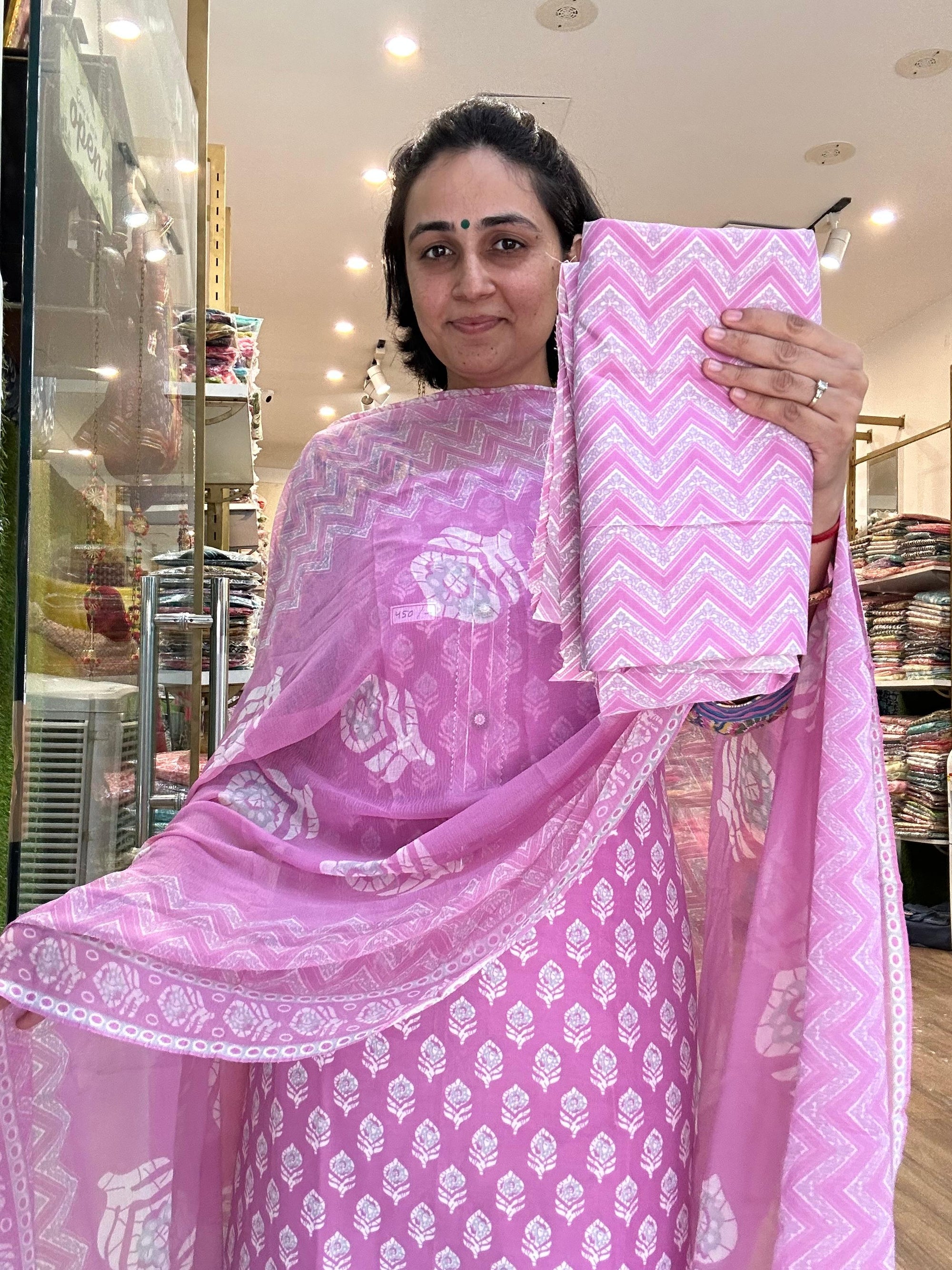 Elegant Floral Printed Kurta Set