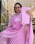 Elegant Floral Printed Kurta Set